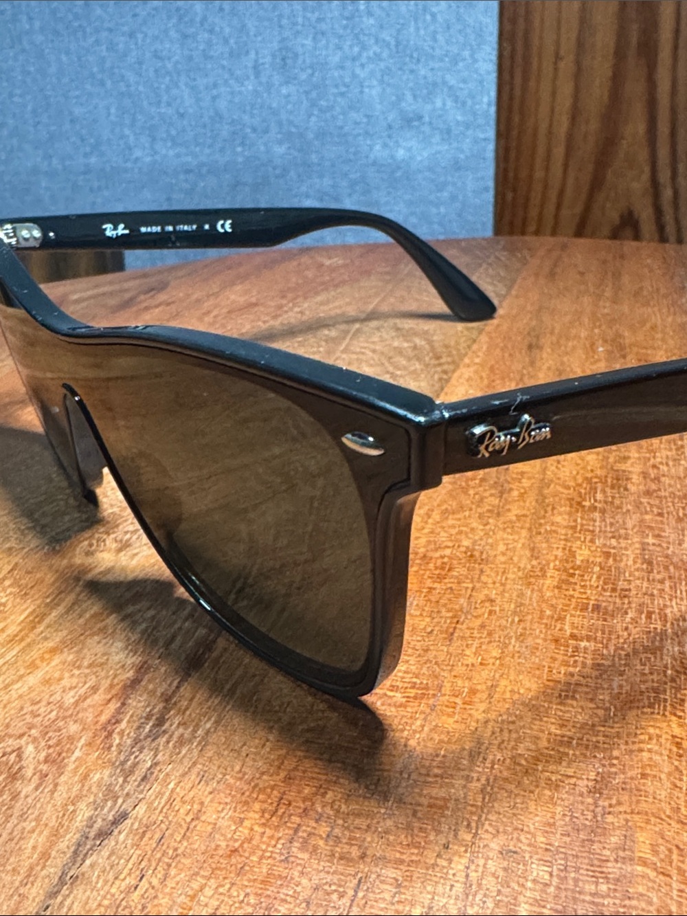 Ray-Ban Black Frame Sunglasses with Dark Lenses - Picture 4 of 12